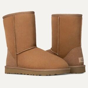 UGG Classic Short Boots in Tan